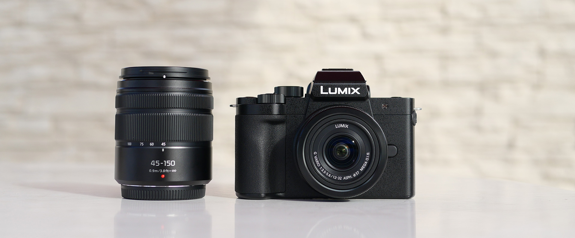 EVF付きボディのLUMIX GM5やG100が気になっていたらLUMIX DC-G100Dが