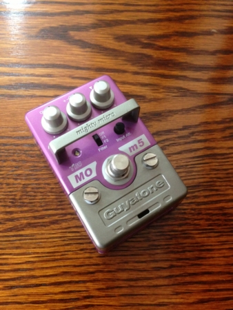 Guyatone MOm5 - The Day in a Life