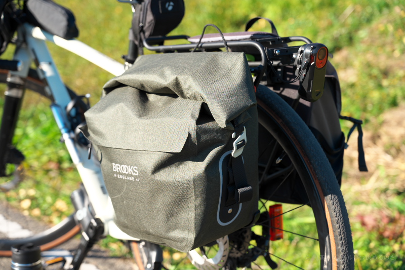 英国ブランド「BROOKS ( ブルックス )」 の自転車用パニアバッグ