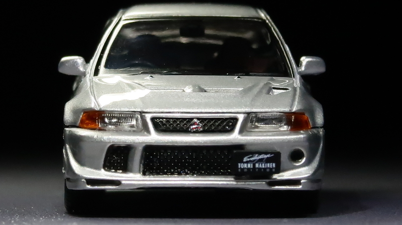 モデルインプレッション】 Hobby Japan 1/64 - Mitsubishi Lancer GSR