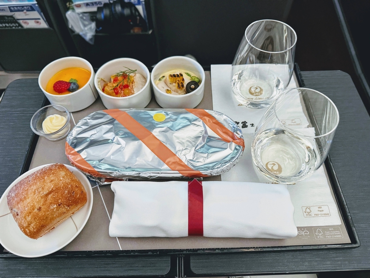 JAL国内線ファーストクラス 2025年8月下旬の機内食(夕食・羽田発