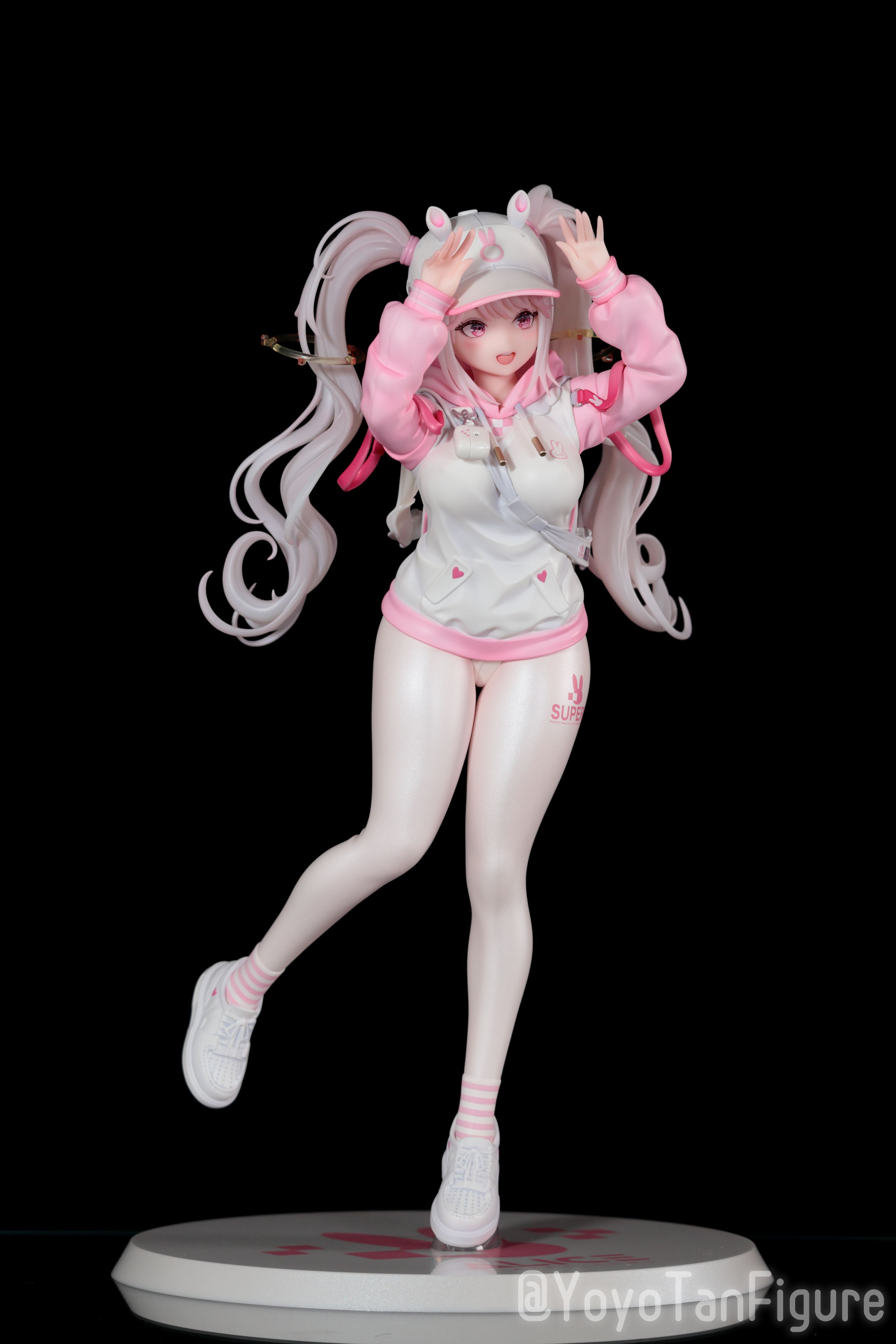 フィギュアお迎え 勝利の女神：NIKKE アリス スイートホーム 1/7