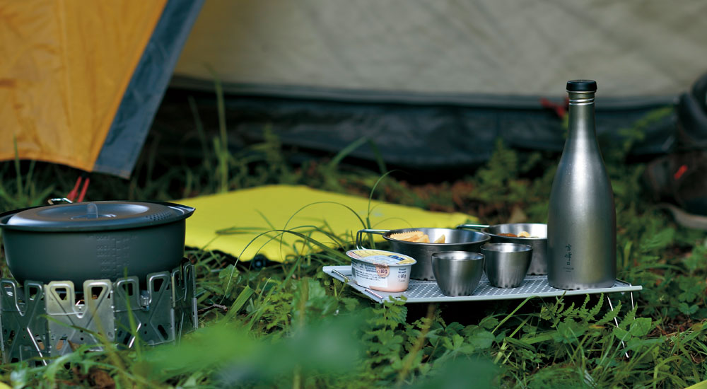 道具】酒筒(さかづつ）とお猪口（おちょこ）がスノーピーク(snow peak