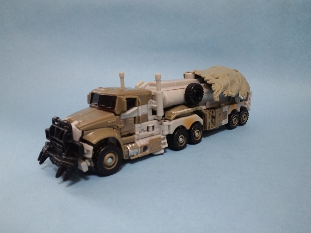 トランスフォーマー ダークサイド・ムーン DD-01 メガトロン - 多々