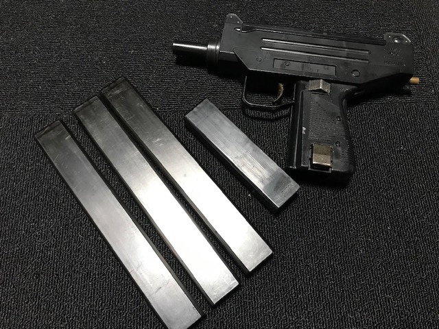 小さいけど甘く見るなよっ！ ～マルゼン UZIピストル BV式フルオート