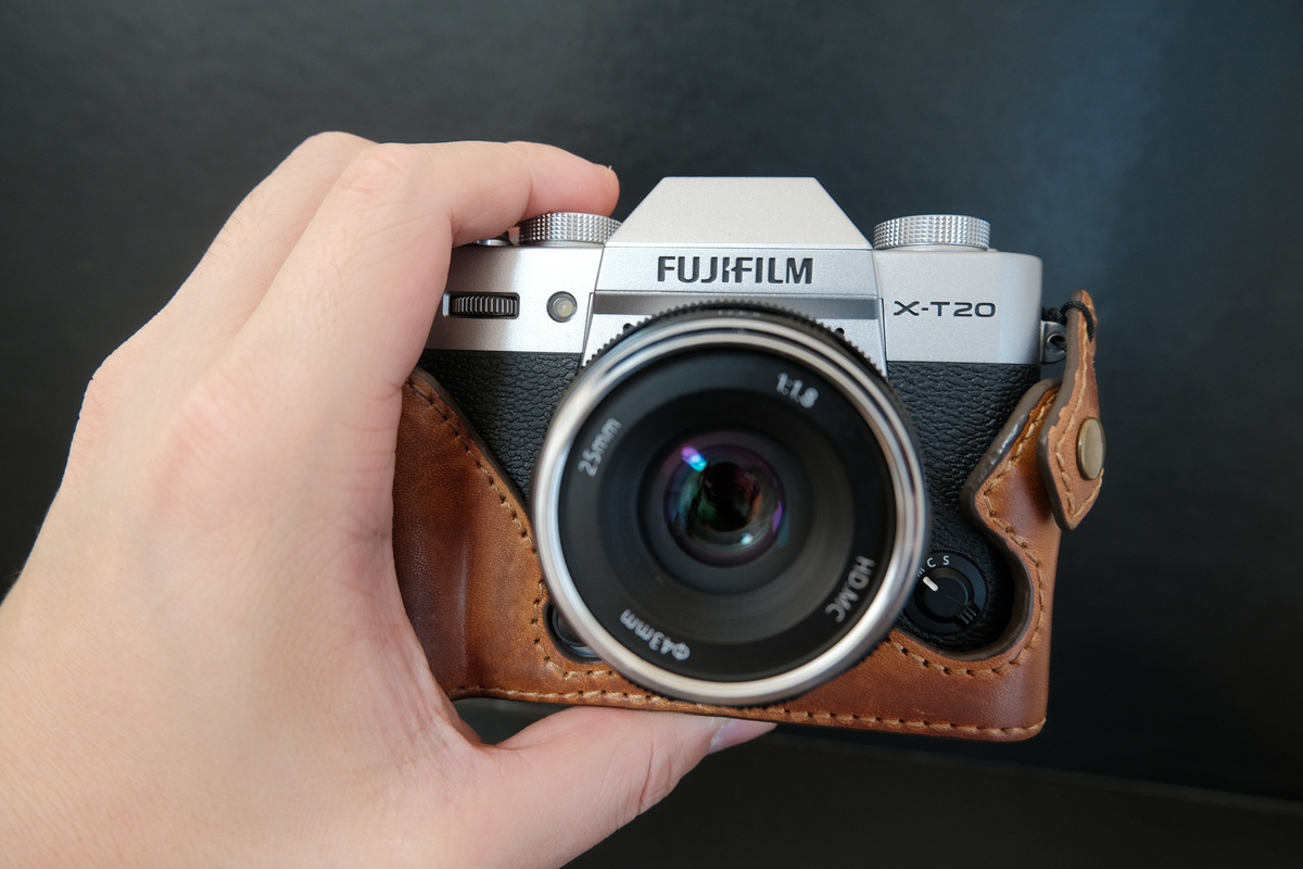 中華レンズPergear 25mm F1.8 x Fuji X-T20/エブリデーカメラ - 富士