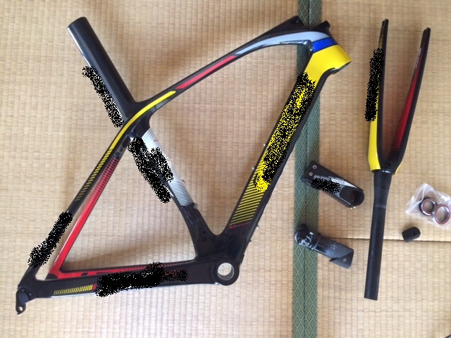 ☆ロードバイク カーボンフレーム(中華カーボン)105 11s token