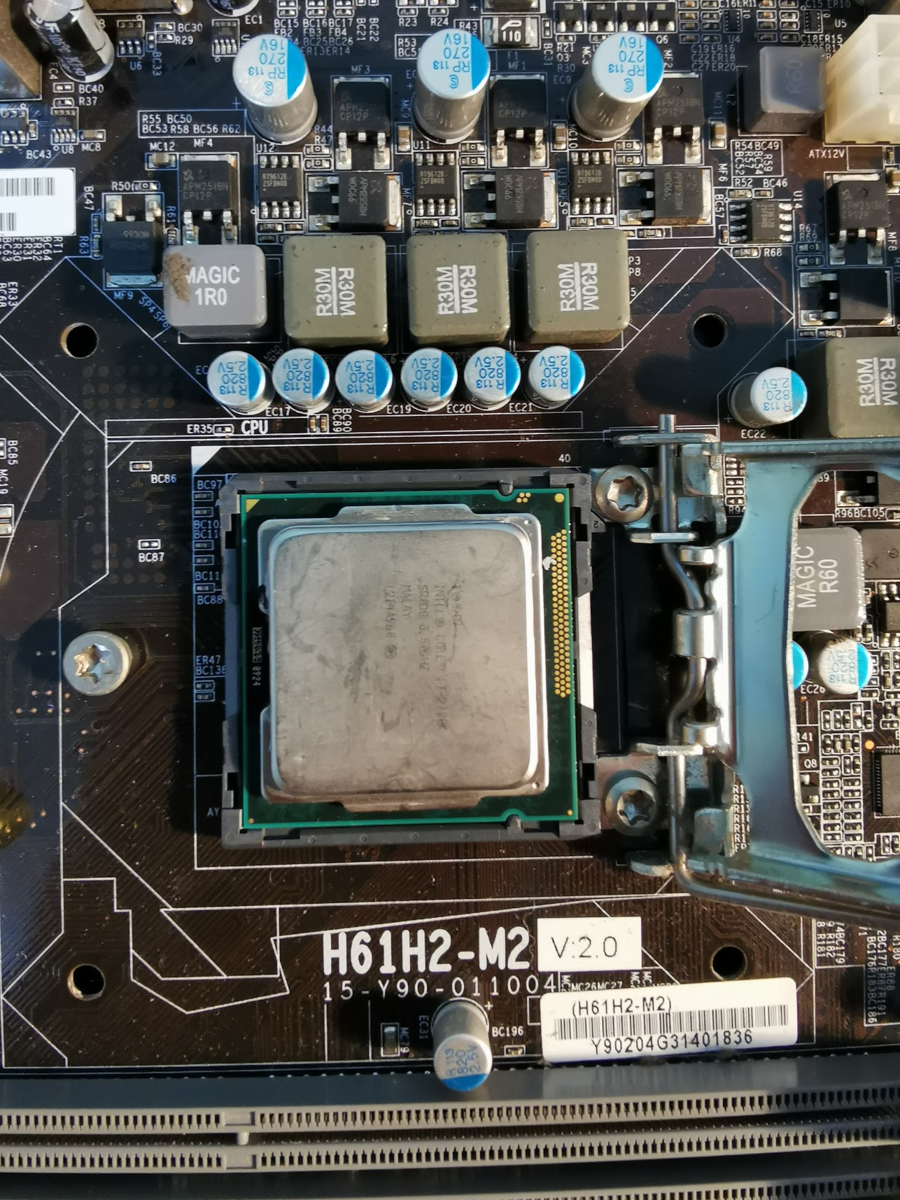 ジャンクや中古パーツで自作PCを作ってみた-その1- - KMiura's diary