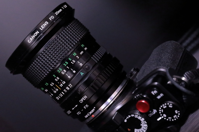 一本は欲しい広角レンズ：Canon NEW FD 20mm F2.8 - Living Happily