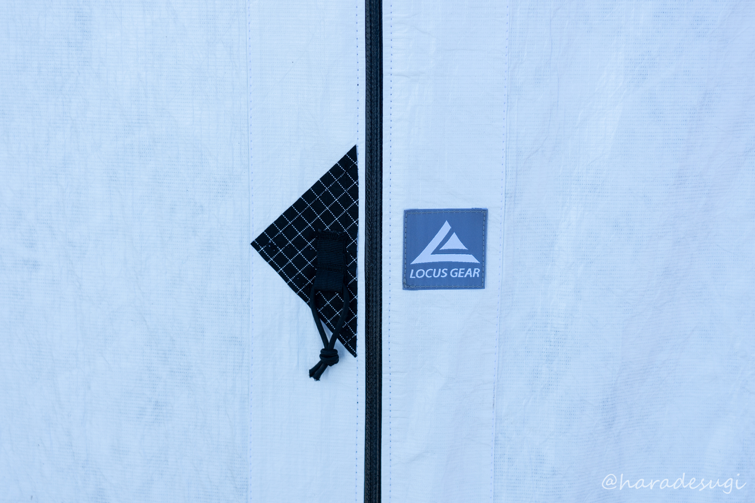 Locus Gearのフロアレスシェルター「Khufu Tyvek（クフタイベック