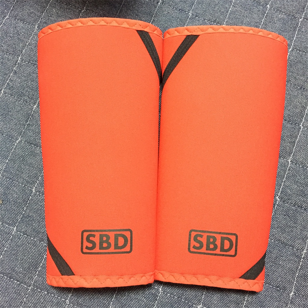 SBDニースリーブはサイズが合うやつを使った方がいいと思った話 - BIG3日記