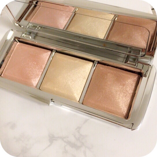 HOURGLASS アワーグラス Ambient Metallic Strobe Lighting Palette