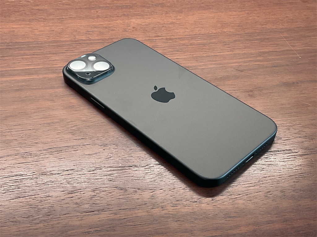 iPhone 15 Plus ブラックを実機レビュー。ほぼProです - ホリブログ