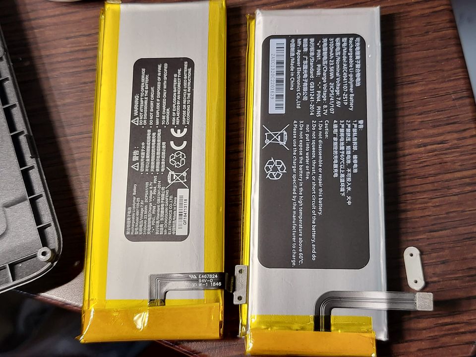 GPD MicroPC】死亡したバッテリーを交換してみた - 伊藤浩一のモバイル