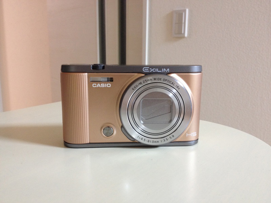 自撮りが簡単にできるお勧めのデジカメ。 - 笑う門には福来たる