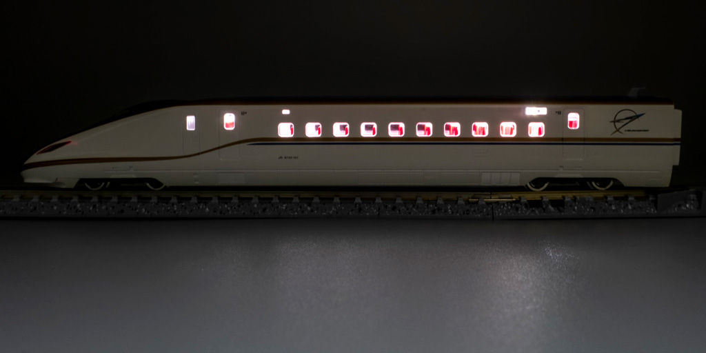 Nゲージ】鉄道模型のNゲージに「室内灯」を入れてみる。 - かわにょぶろぐ