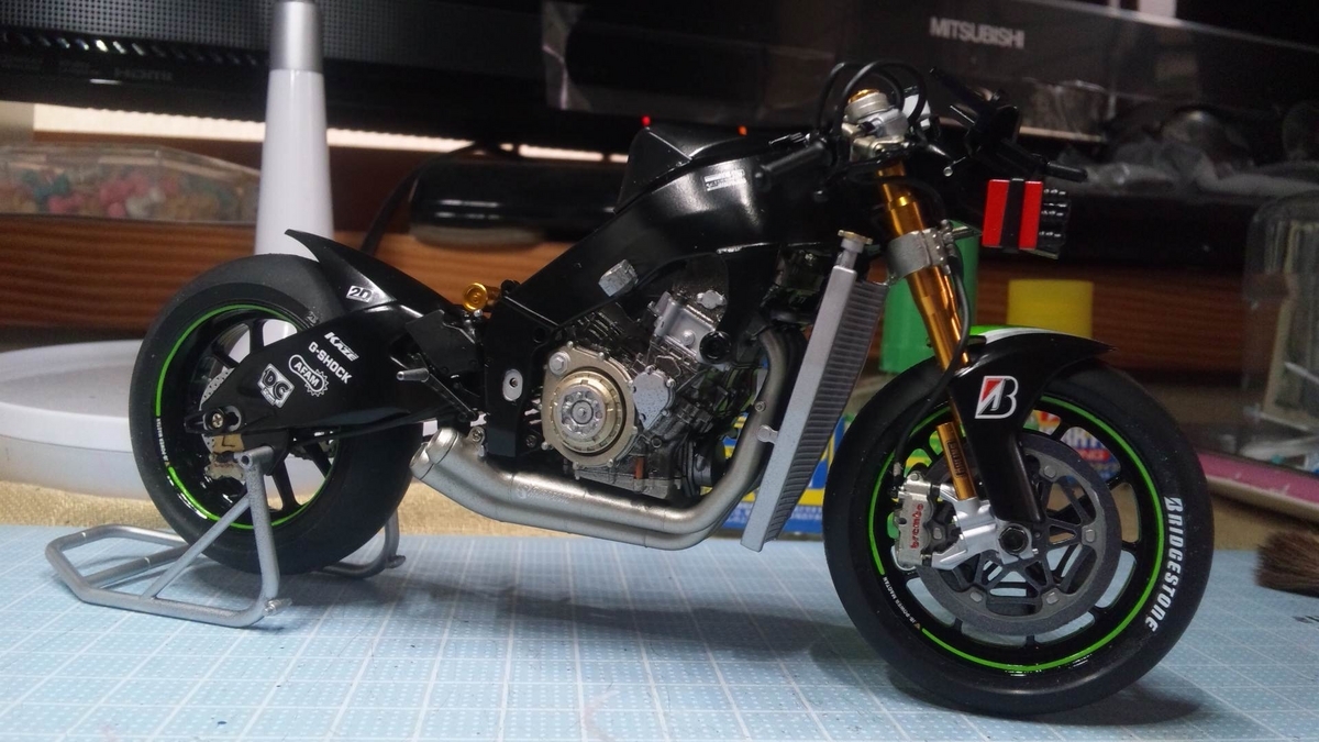 足跡（模型）25・カワサキ Ninja ZX-RR - 気まぐれなページMkⅡ