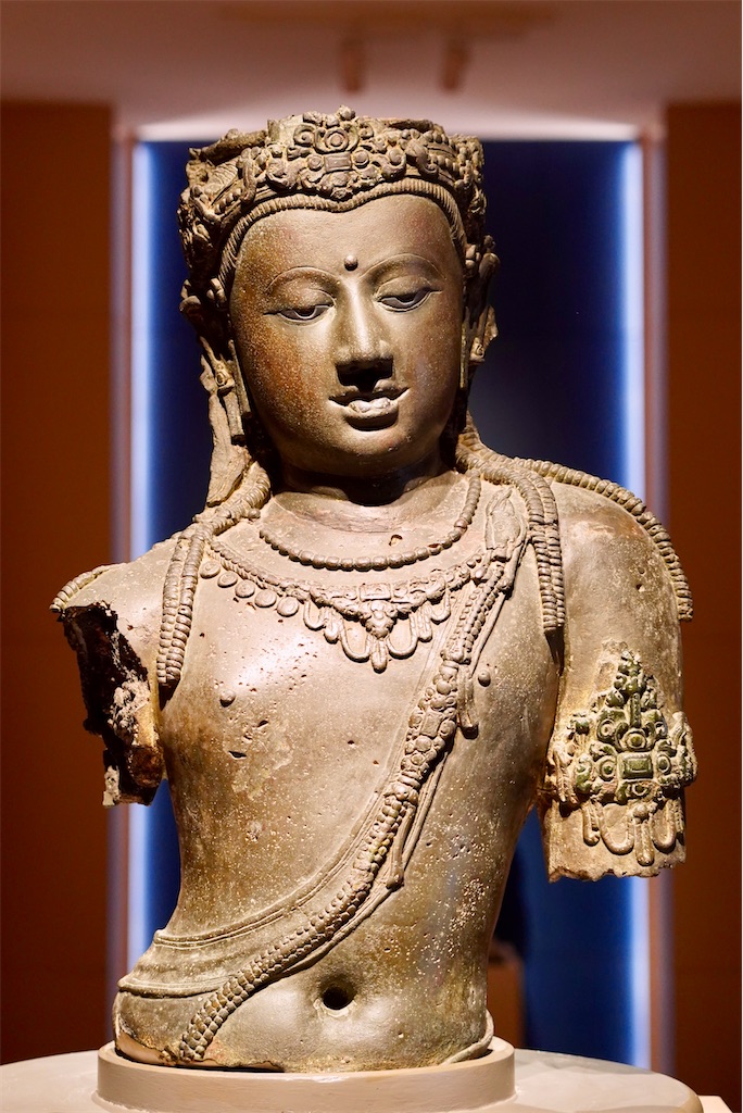 古代仏教美術の至宝【シュリーヴィジャヤ様式の観音菩薩像／バンコク