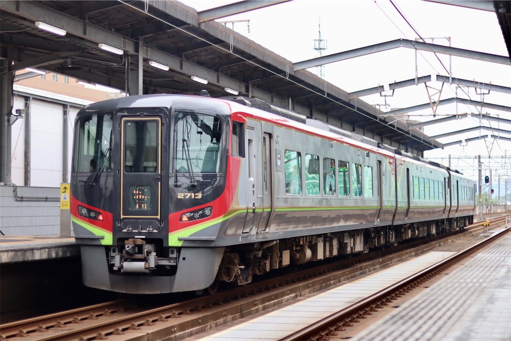 キハ47形気動車でゆく復刻うわじま号の旅｜快走する国鉄型気動車と鉄道