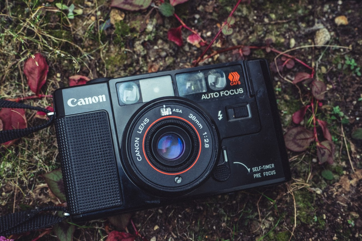 フィルムカメラであそぼう！Return of the Canon Autoboy AF35M 初代の