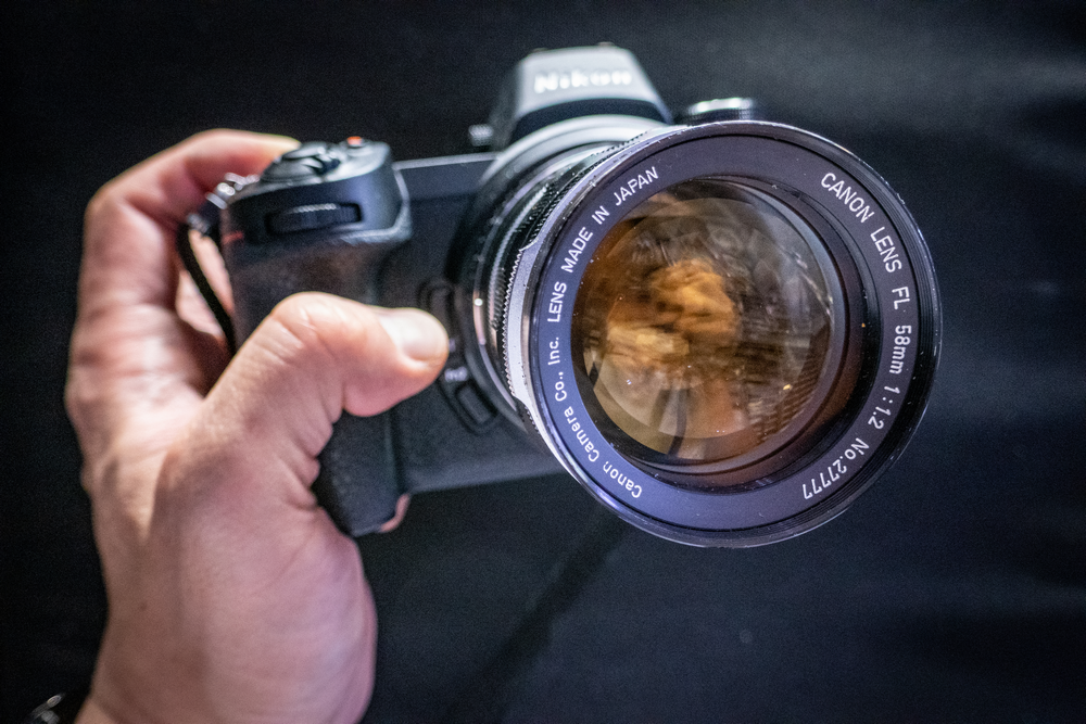 オールドレンズ Canon FL 58mm F1.2 の魅力に迫る - リチャード カメラ