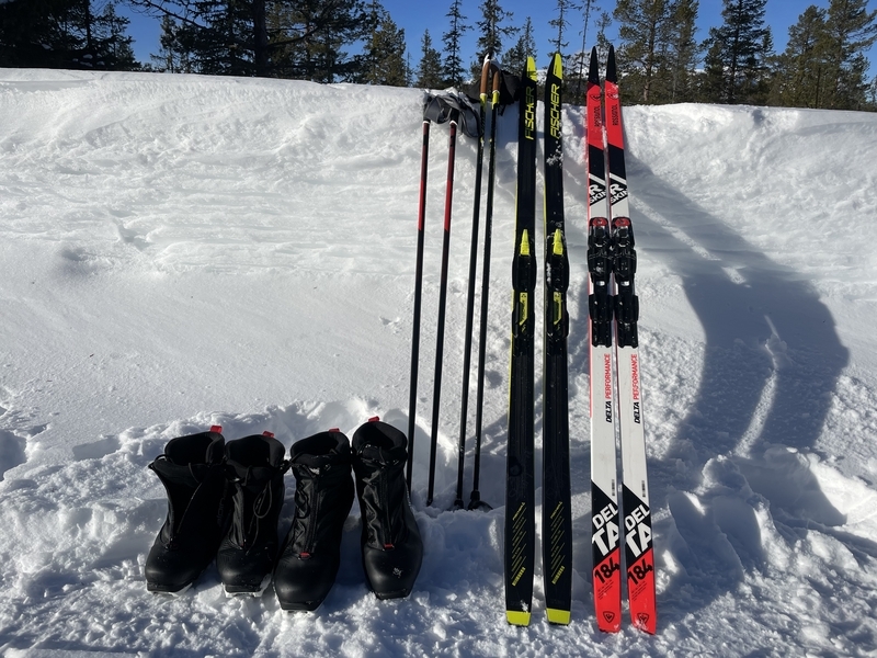 クロスカントリースキーの道具を買った話 - しろくま野遊びラボ