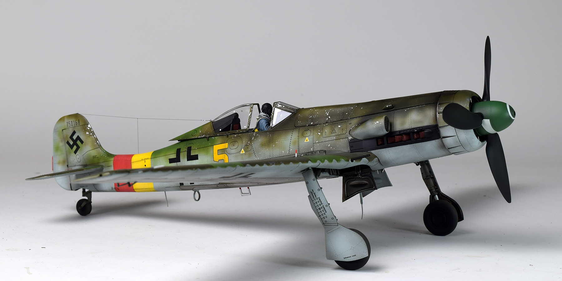 1/32 造形村 Ta-152H-1 初回予約限定特典付き 製作途中その8 「5