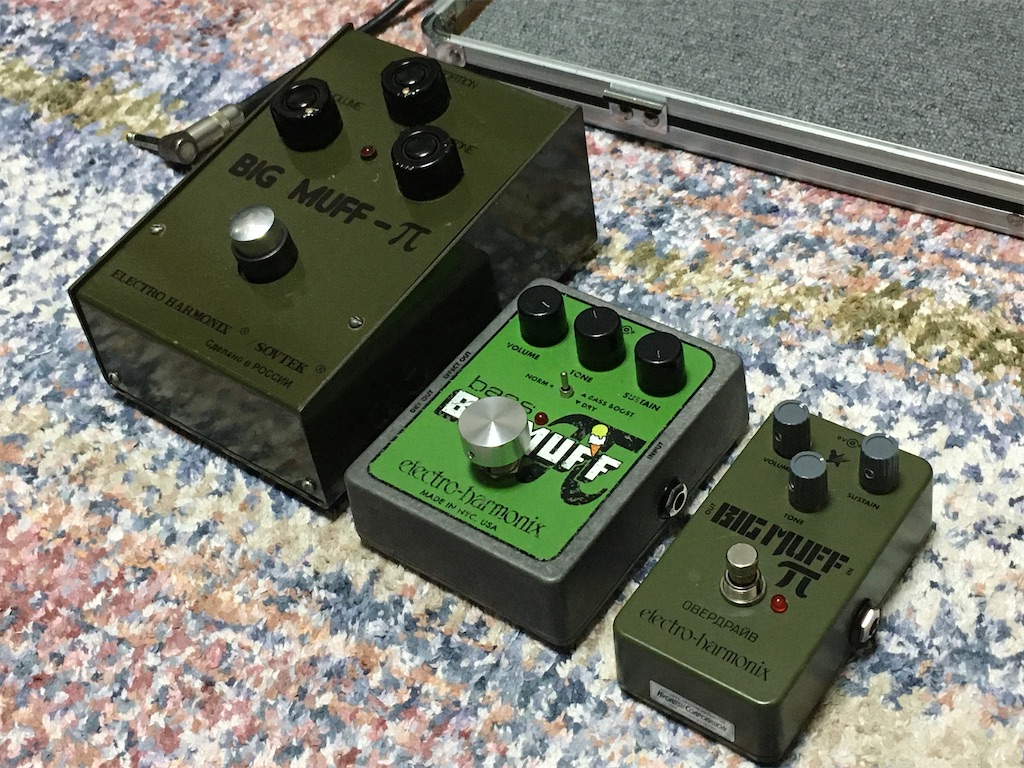 SOVTEK(electro-harmonix) / BIG MUFF π (Russian Green Bubble Font