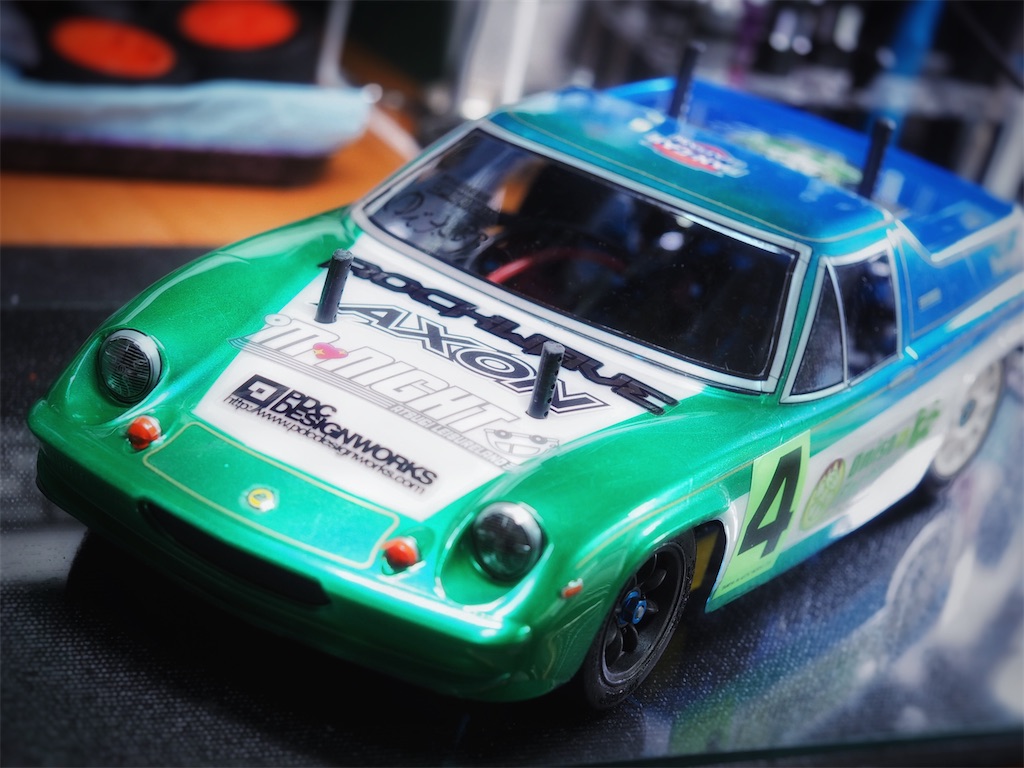 Mシャーシ用ボディ「ロータスヨーロッパ」を塗装してみた - おみそブログ