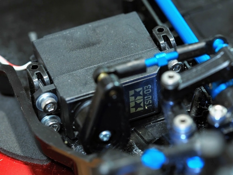 こんなに違うの!? タミヤのラジコンTT-02の操作感覚をサーボ、プロポを