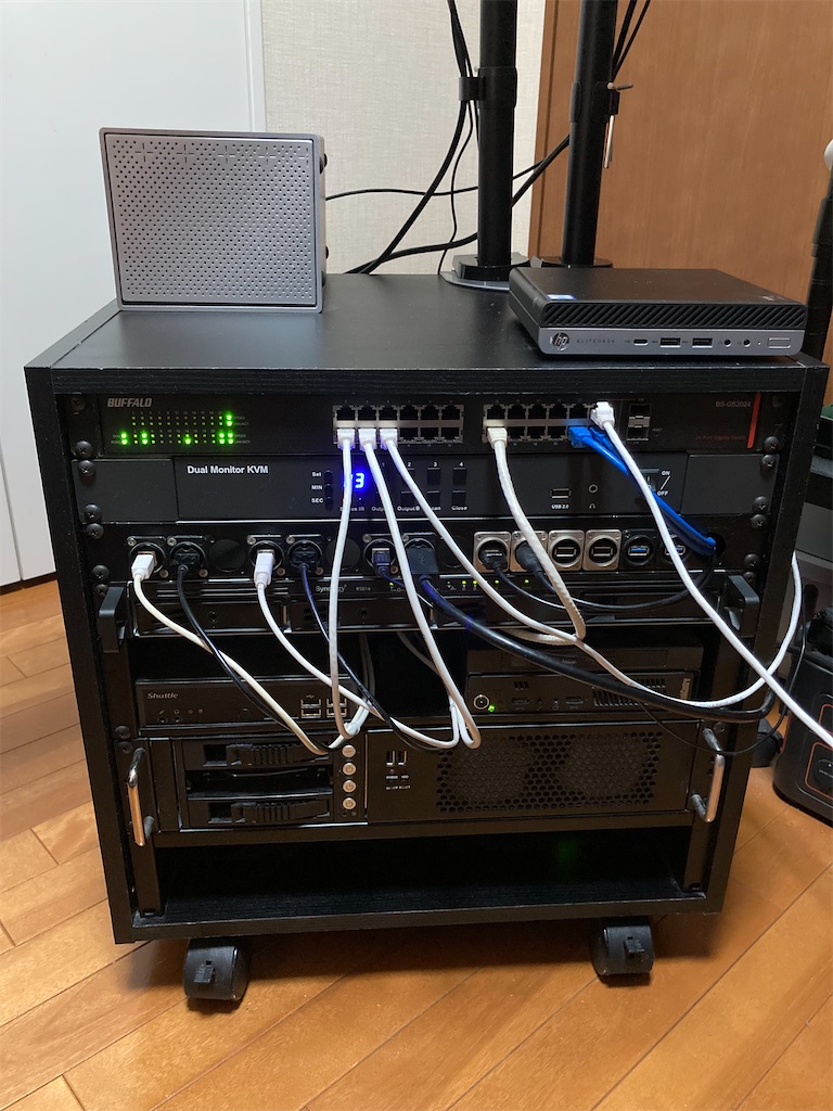 在宅ワーク: 10Uスタジオラック(MIDDLE ATLANTIC BRK10-S) - omitted