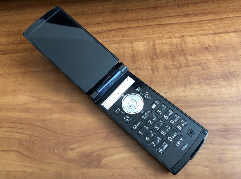 集まれ！～懐かし思い出の携帯電話～そこに進化の歴史があった