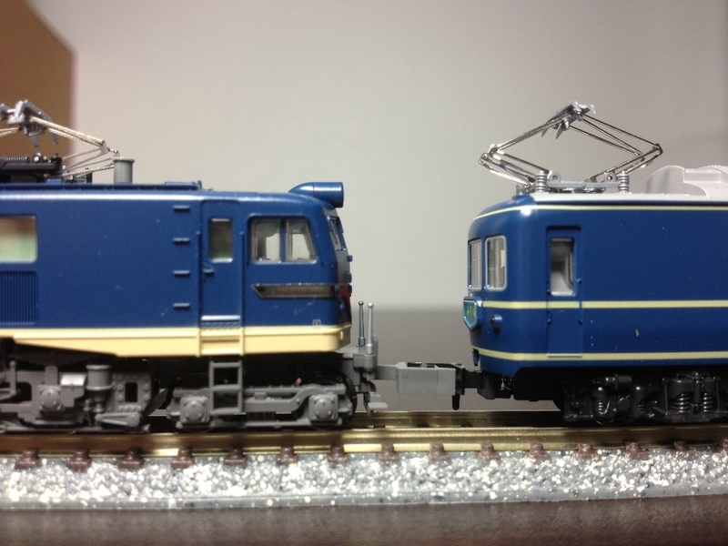 所属機関車8 EF58初期型小窓 特急色(KATO) - 休日の屋根裏