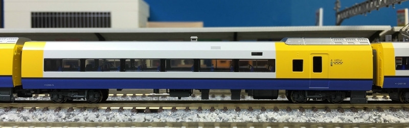 KATO 255系 入線！ - 休日の屋根裏