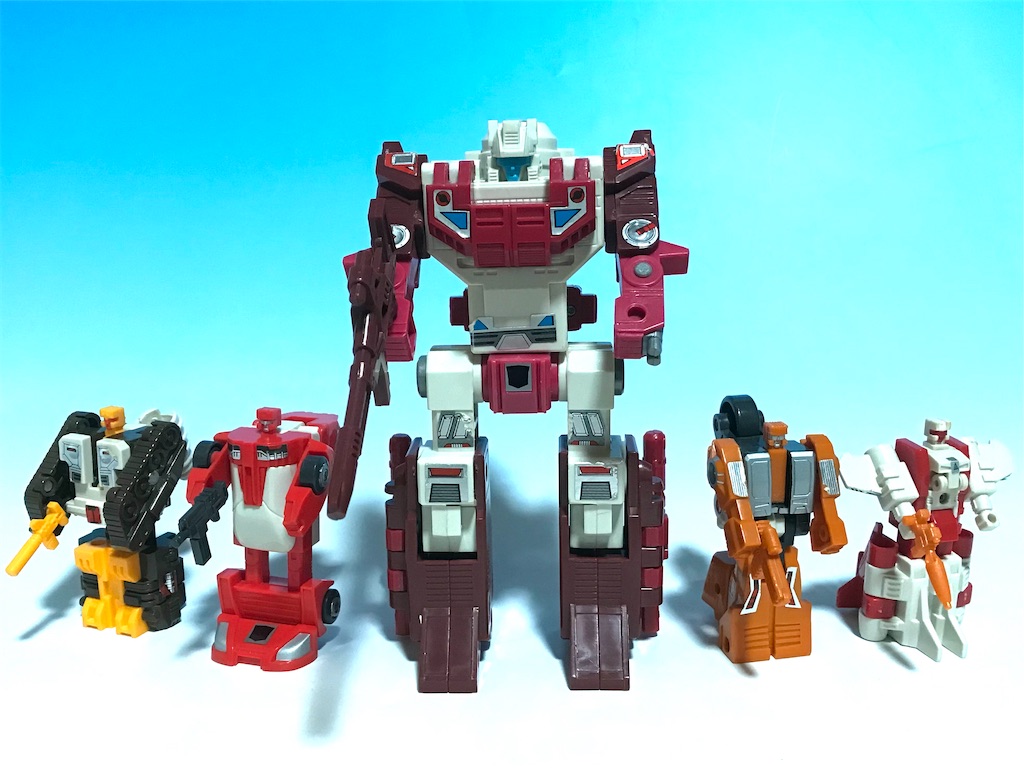 体力だけが全てじゃない。トランスフォーマー C-91 テックボット合体