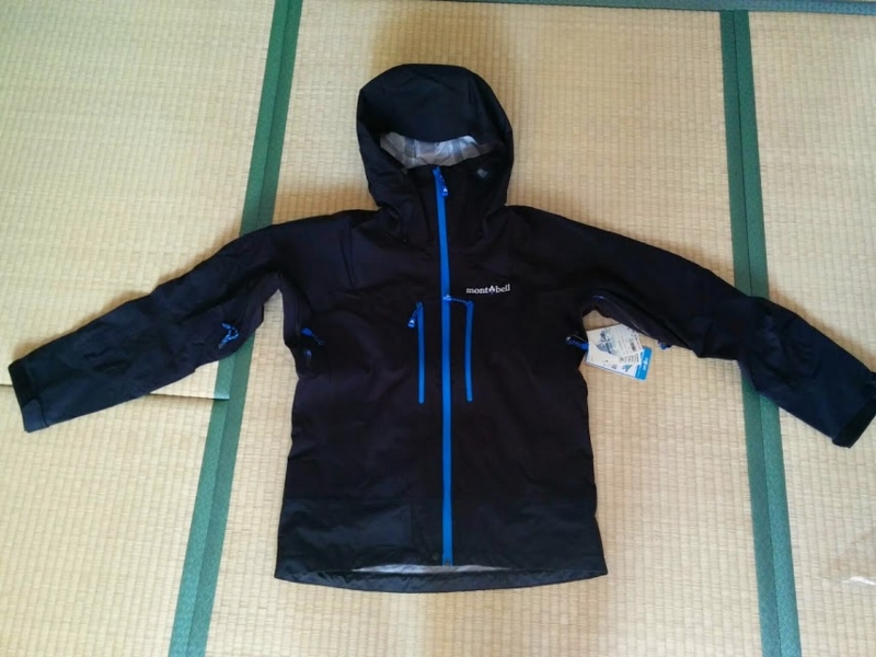 コスパ最高のスキー・スノボウェアを購入！モンベル コスミックパーカ