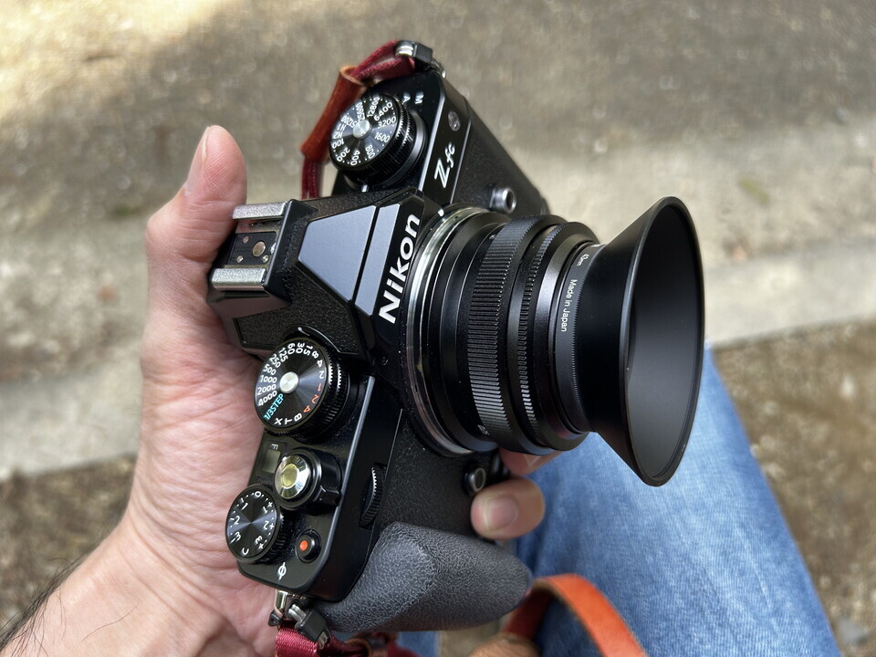 Nikon Zfc用にTTArtisanのAPS-C 25mm F2 Cを買った - Archetype++