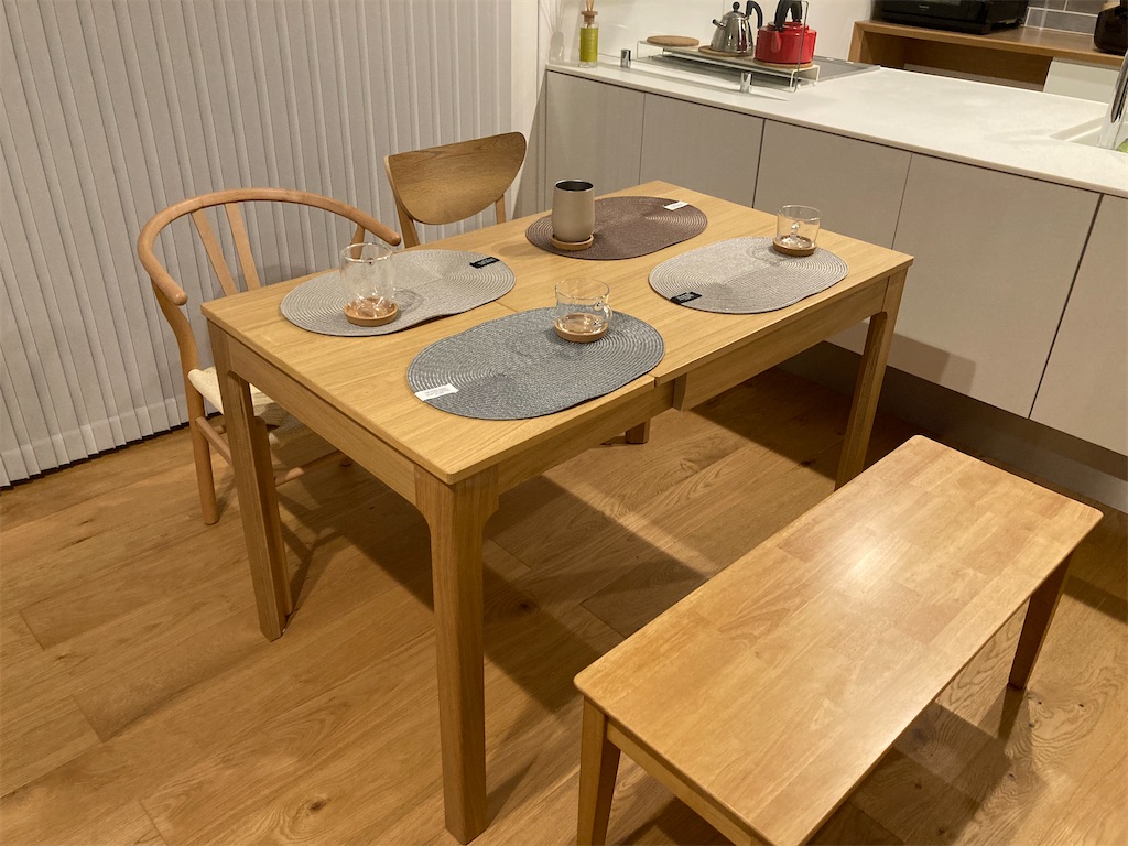 使い勝手が良い伸長式ダイニングテーブル！IKEA 伸張式ダイニング