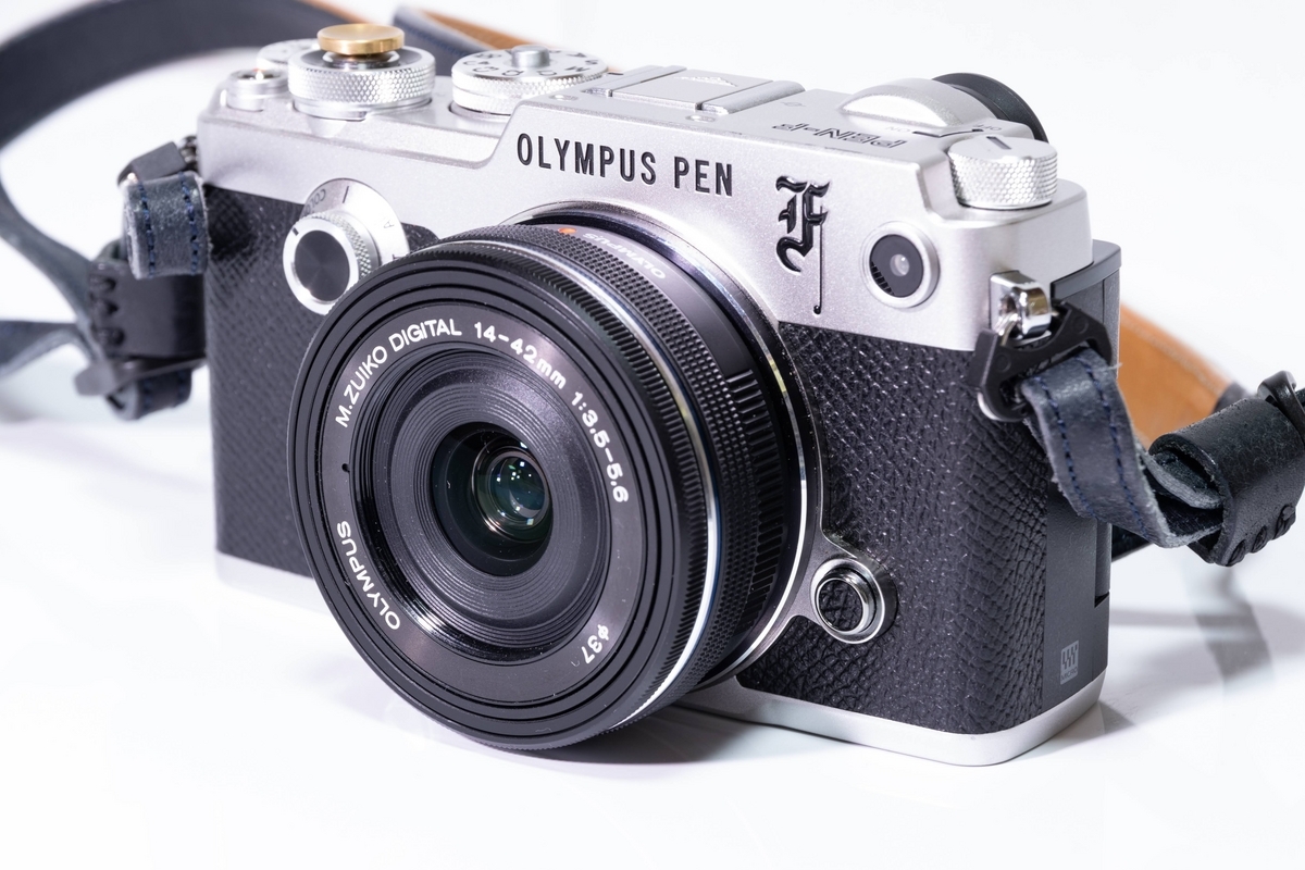 OLYMPUS M.ZUIKO DIGITAL ED 14-42mm F3.5-5.6 EZ - 青藍寫眞館