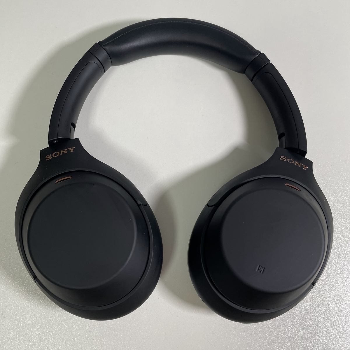 SONY『WH-1000XM4』ノイズキャンセリング作動時に出るハウリング・異音