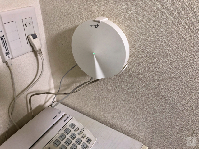 Deco M9 Plus を壁付けに！BECROWM壁掛けホルダーの取り付け