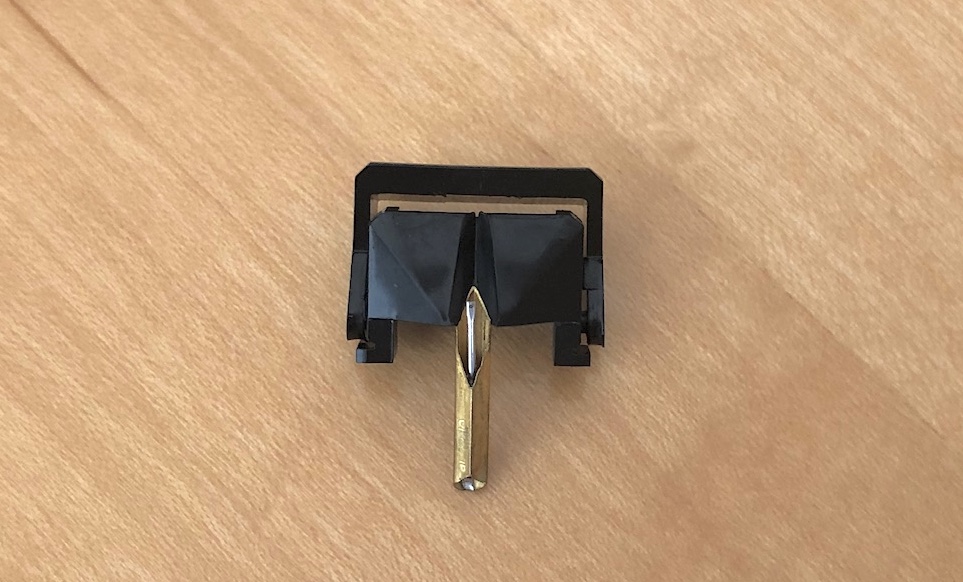 SHURE V15 Type3 の交換針を変えて音質の違いを楽しむ - Sound & Silence