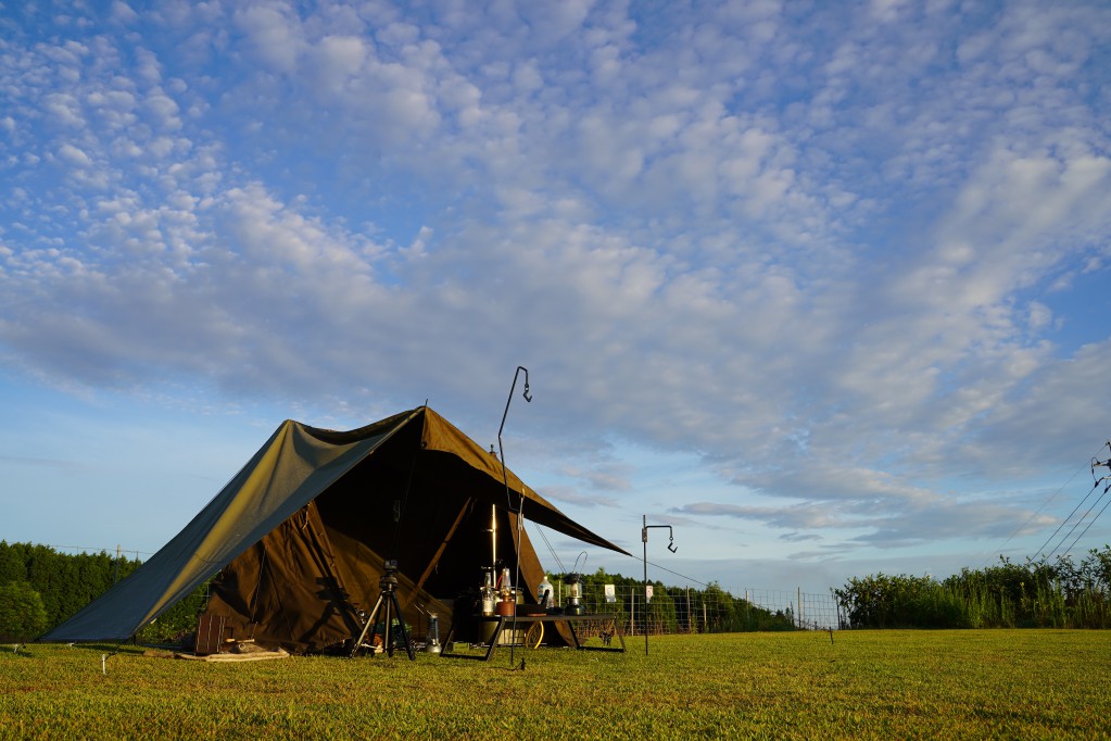 ロシア軍幕『プラシパラトカ』レビュー！パップテントへの設営方法もご
