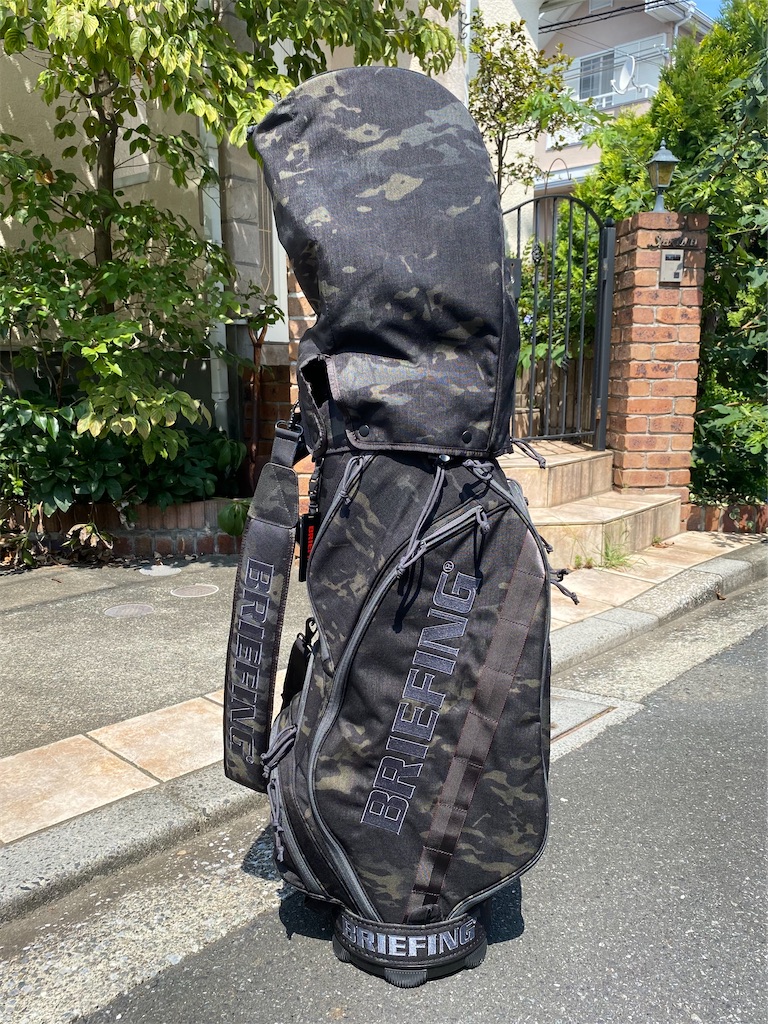 BRIEFING のキャディーバック「CR-5 #2 MALTICAM BLACK（マルチカム