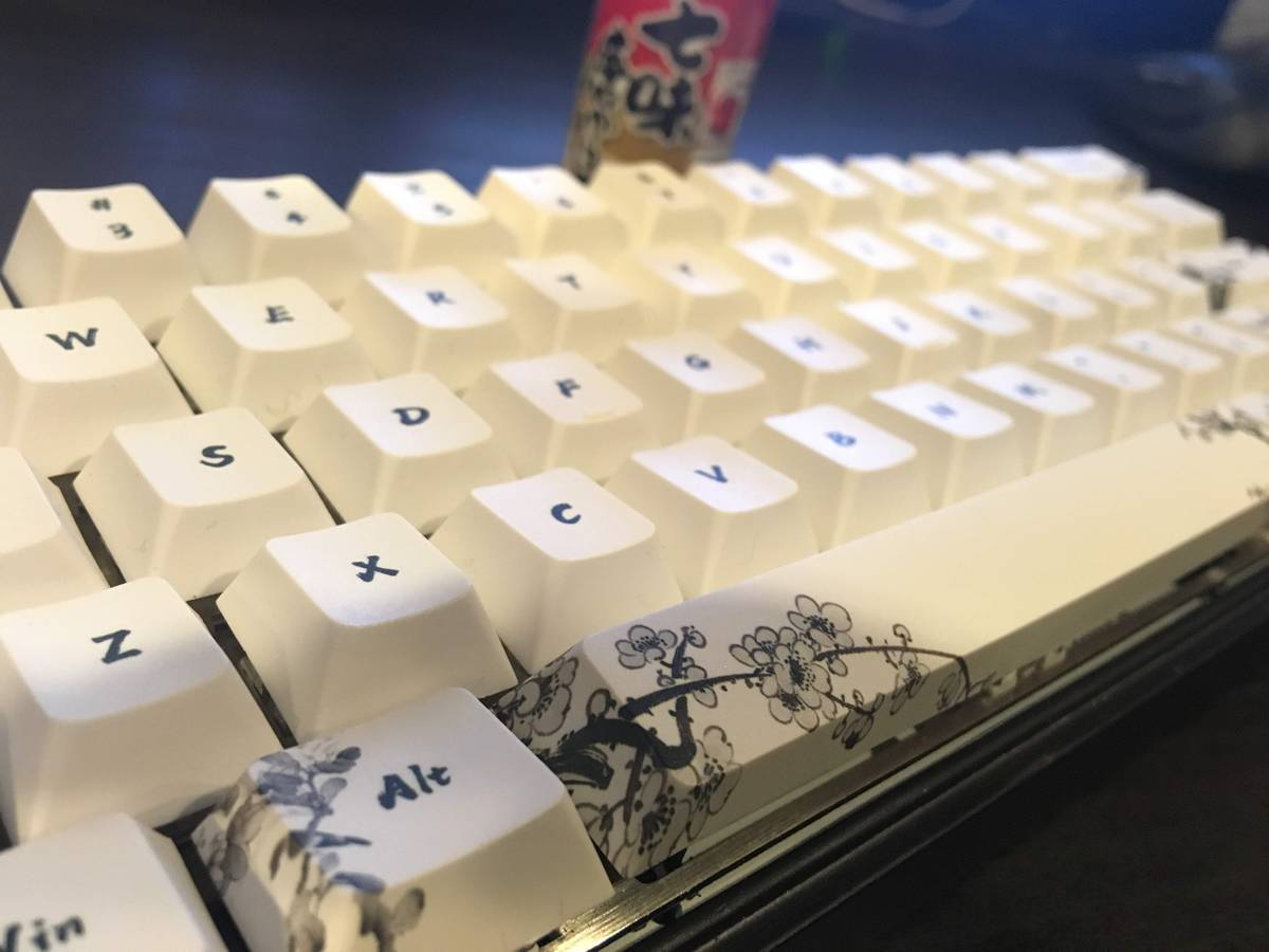 はんだ付け不要！初心者でも簡単に作れるGK64で自作キーボードデビュー