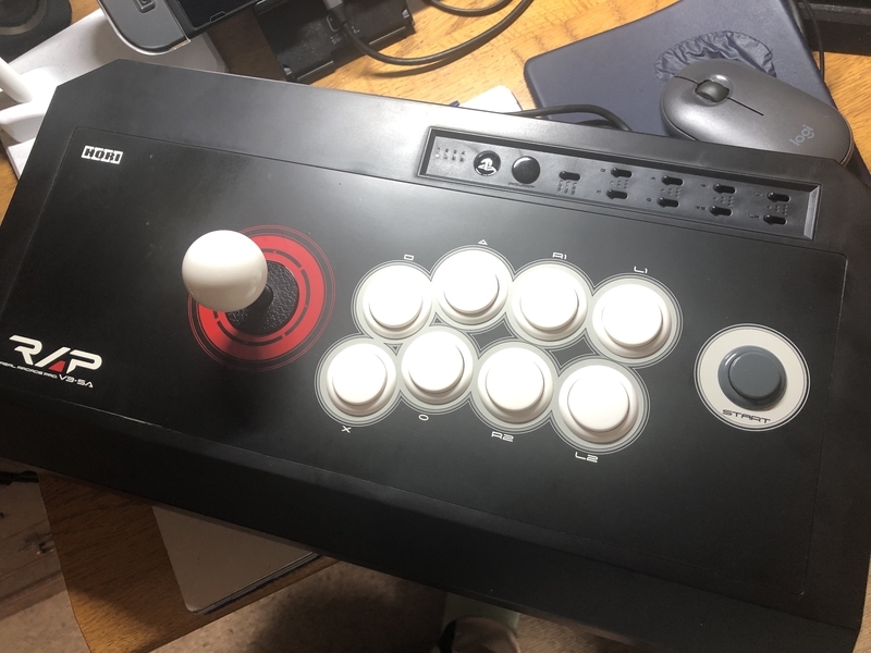 中古で買ったアケコンの『リアルアーケードPro.V3 SA』と好きな格ゲー