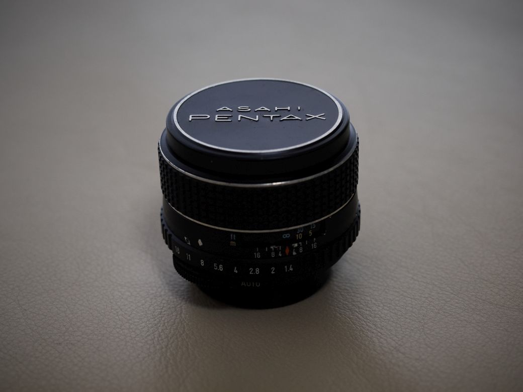 SMC Takumar 50mm F1.4 の放射線による黄変を取り除くお話 1