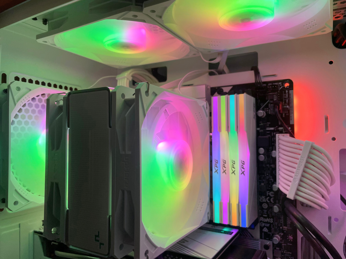 自作PC】白いゲーミングPCを16万円台で組む！RTX3060TiとCorei5 13400F