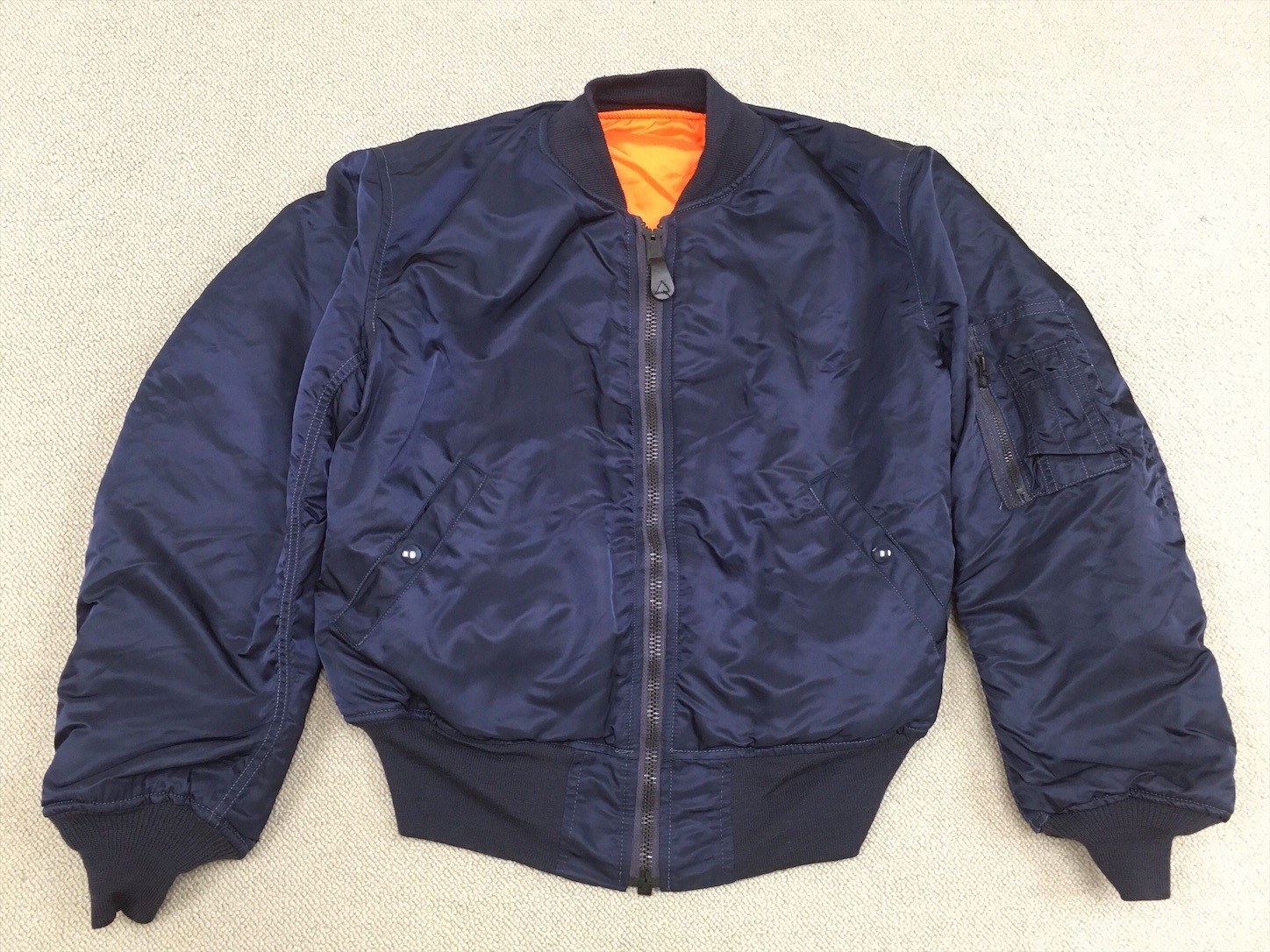 ファッションの定番！【アメリカの軍服】空軍フライトジャケットMA-1