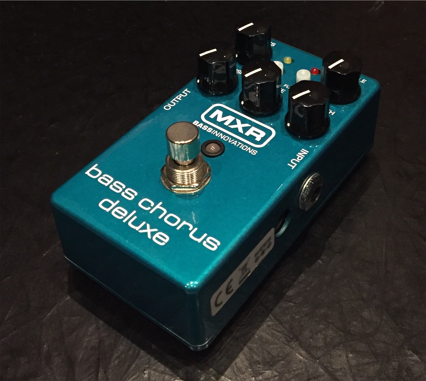 レビュー】MXR M83 Bass Chorus Deluxe - あさぎベーススタジオ